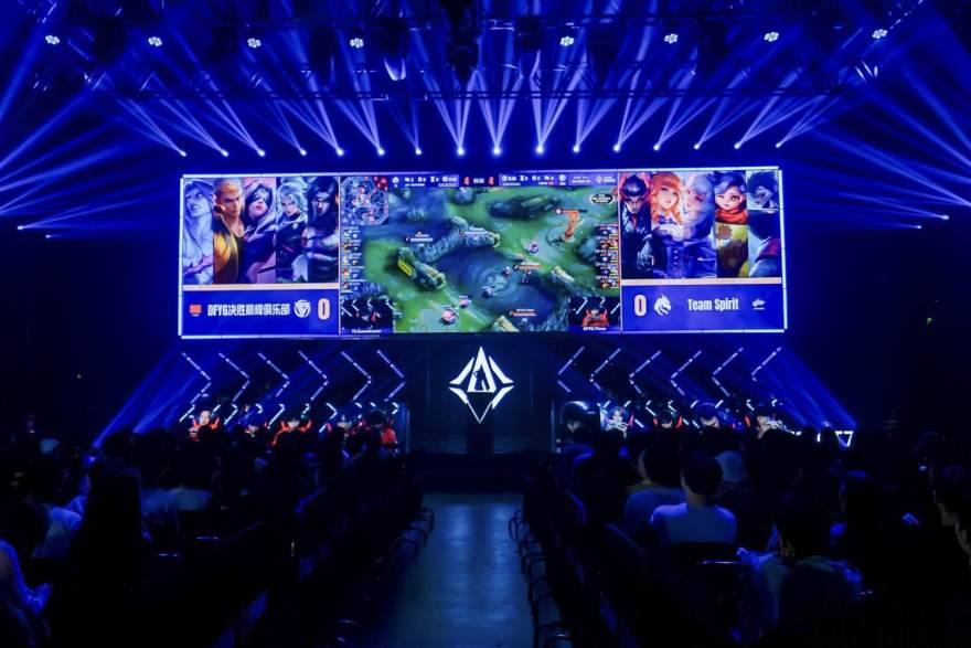 看球网 数据解读：无畏契约版本改动如何影响职业赛场胜率分布